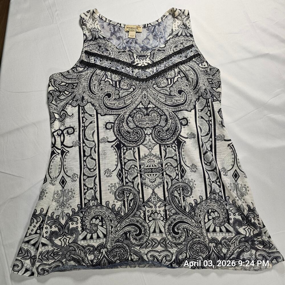 One World Boho Paisley Tank Top Petite Medium PM Black White Flowy